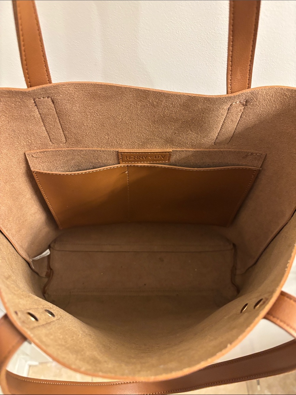 Saddle colored faux Leather Tote Bag with Adjustable Strap - Picture 3 of 4